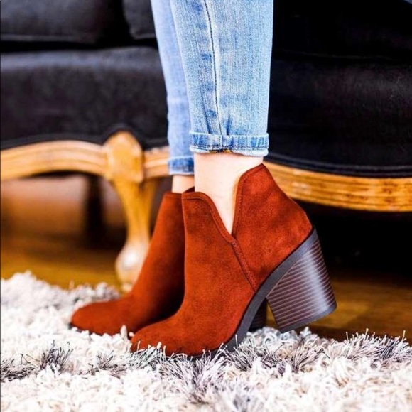 Rust Ruby Red Side Slit Block Heel Ankle Booties - Picture 8 of 8